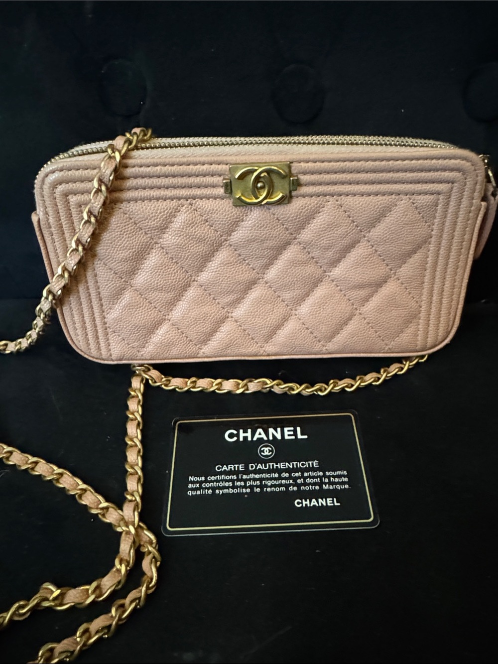 CHANEL Boy Wallet on Chain. Pink Caviar.